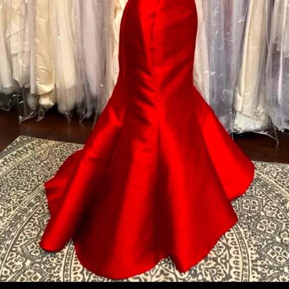 Red Mermaid Mikado Gown - Picture 8 of 12